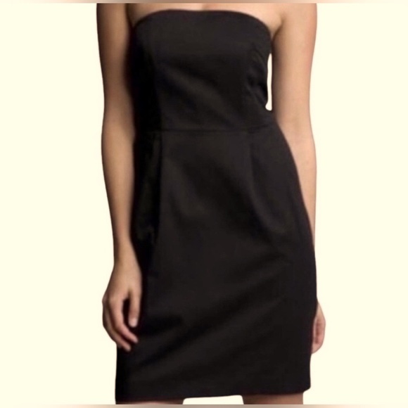 Express Black Satin Strapless Dress (NWT)
Cocktail Mini Sheath 10 Party New Year - Picture 2 of 5
